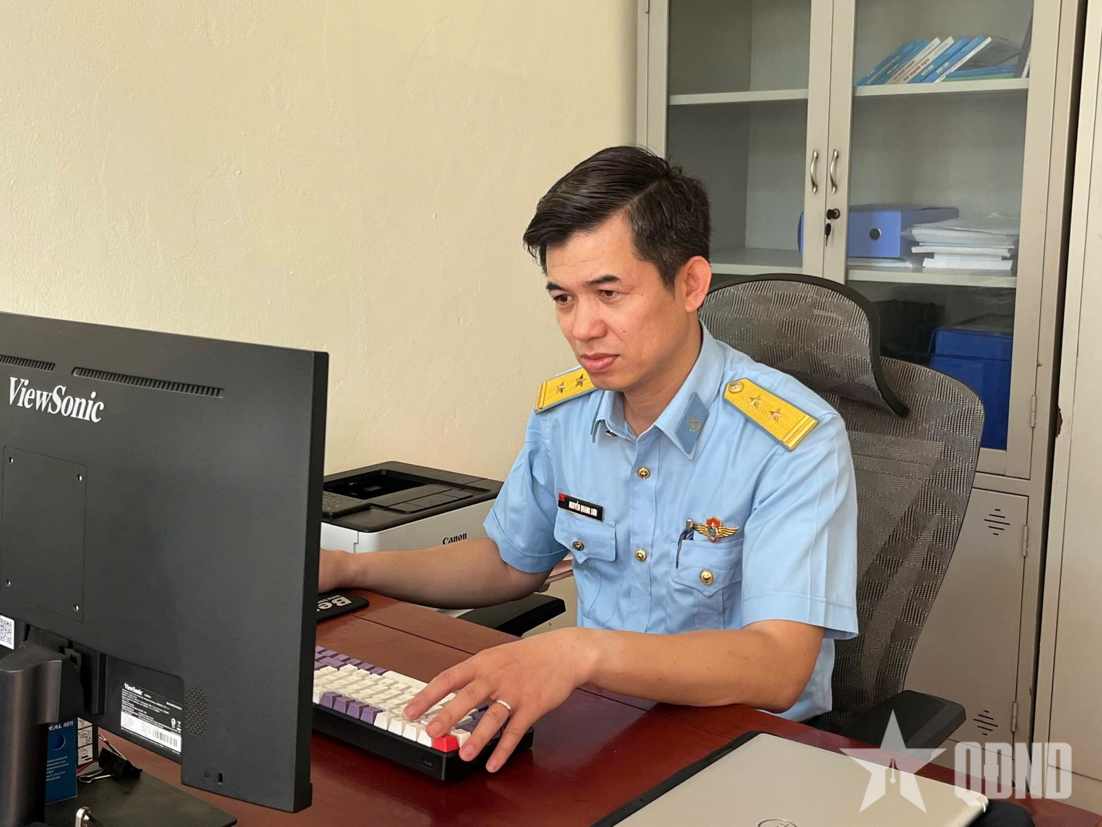 Tấm gương tận tụy trong công việc